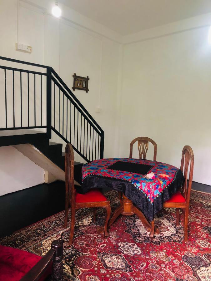 Thaaaru Villa Mirissa Eksteriør billede